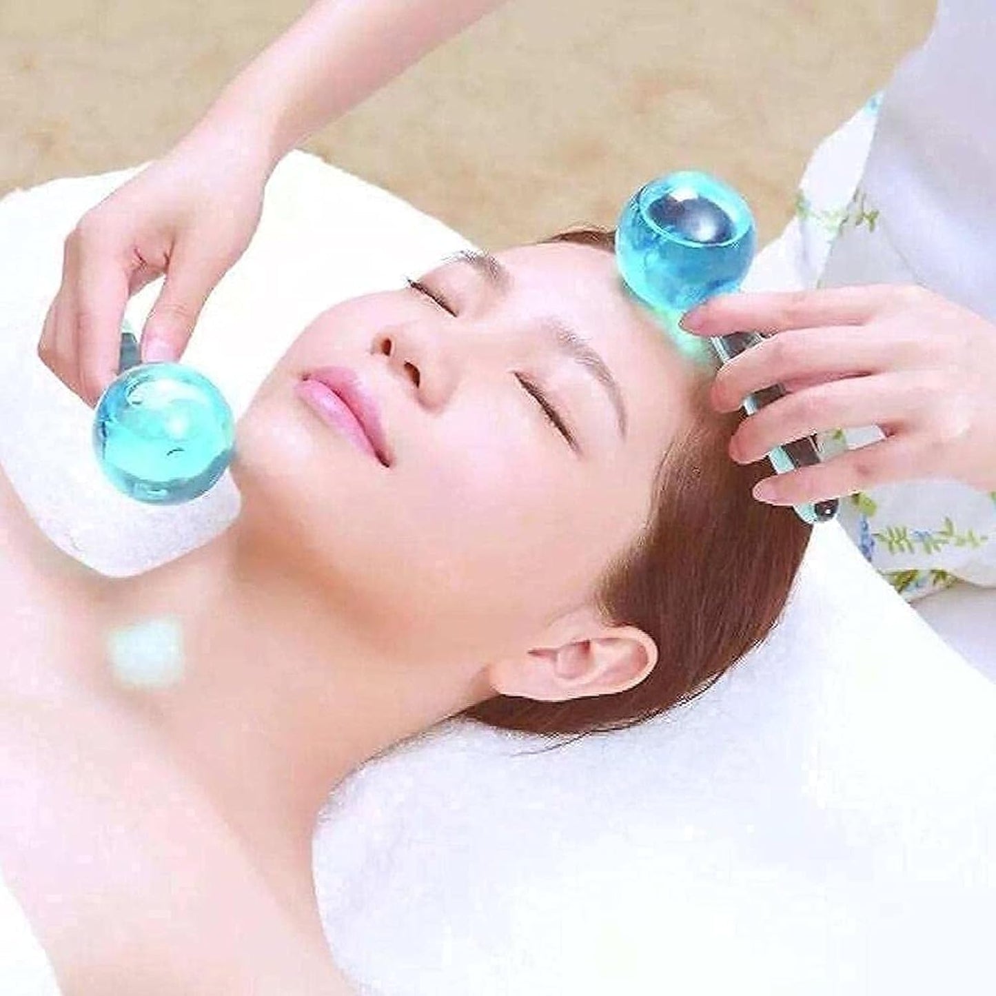 Wowkart Ice Roller Globes Facial Roller Cold Skin Massagers Crystal Glass Ball for Redness Soothing Face Wrinkle Remover Beauty Care Tool - 2pcs