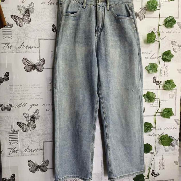 Vintage High-Waisted Light Wash Straight-Leg Jeans